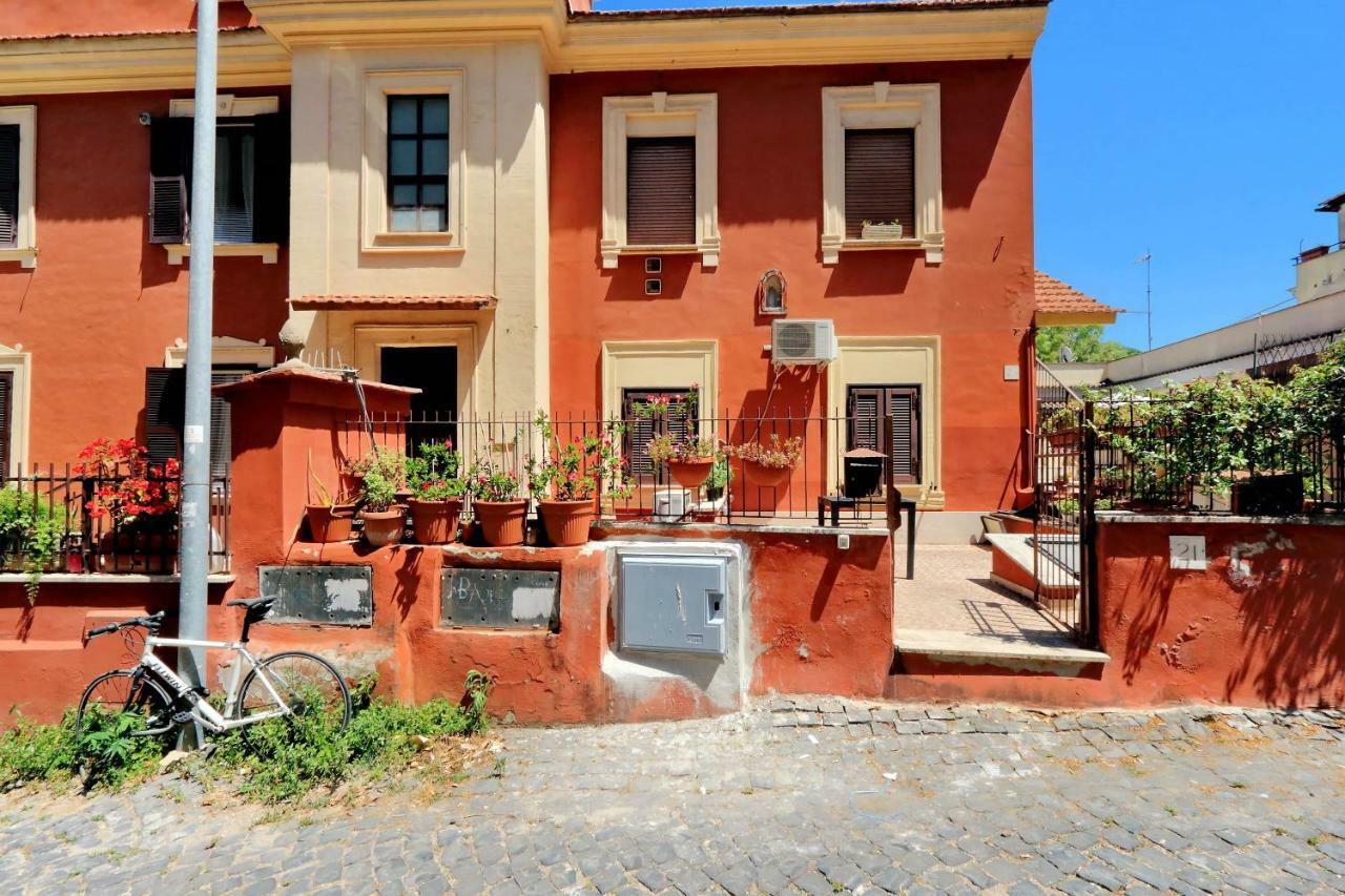 St Peter Station Apartamento